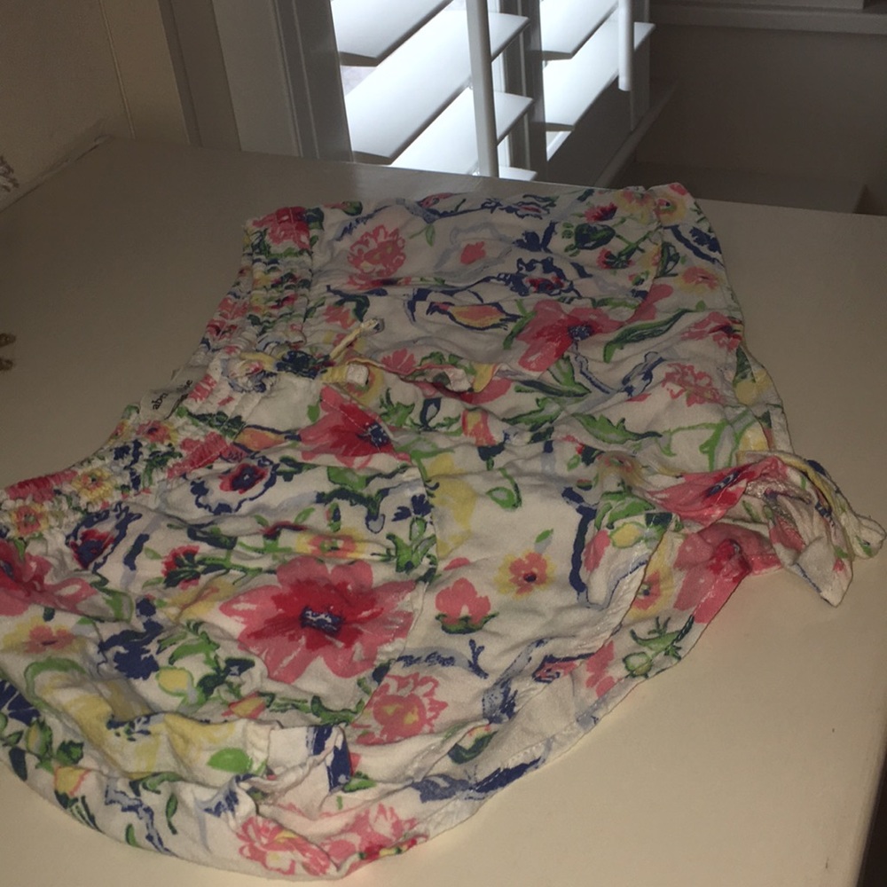 Floral flowey Abercrombie shorts